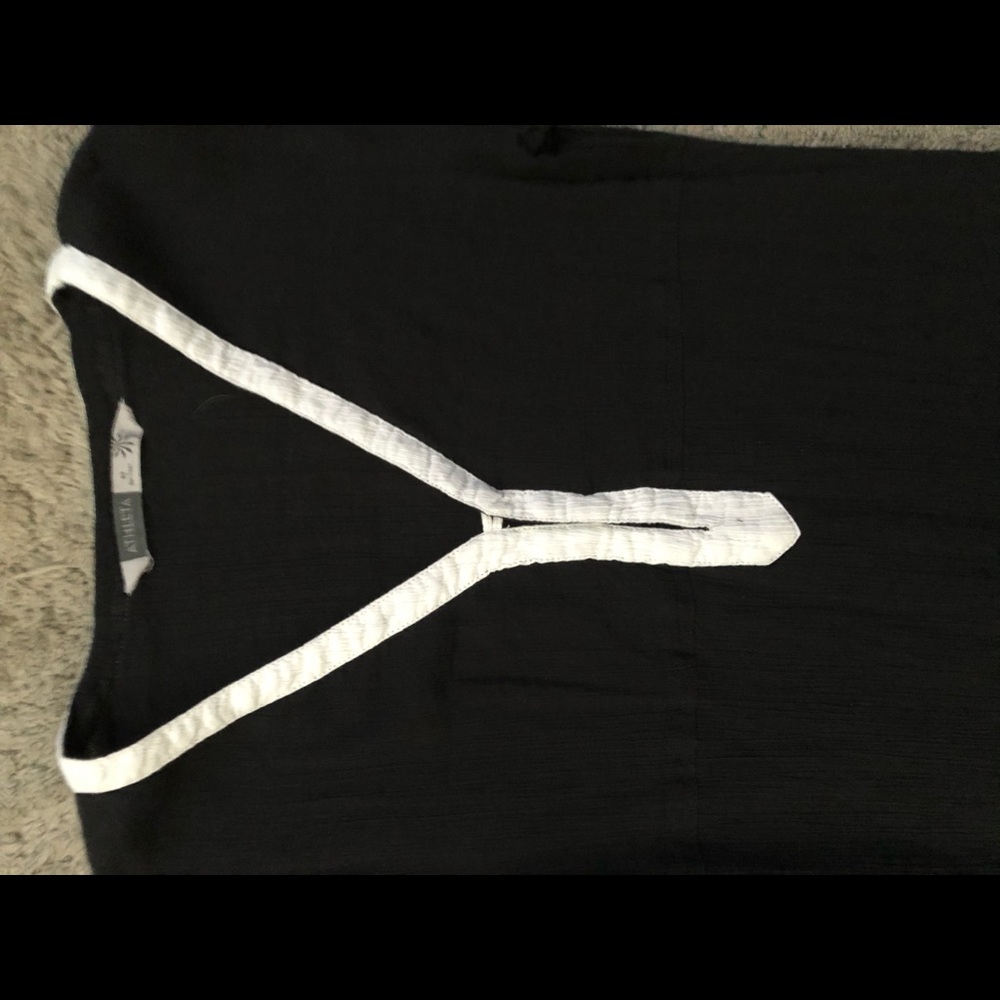 Athleta women’s black beach cover up, size XS